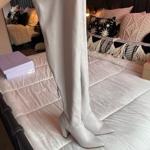 Tight High Bone White Boots